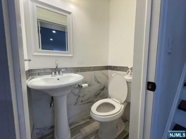 257 Cherry Ln - Photo 5 of 22