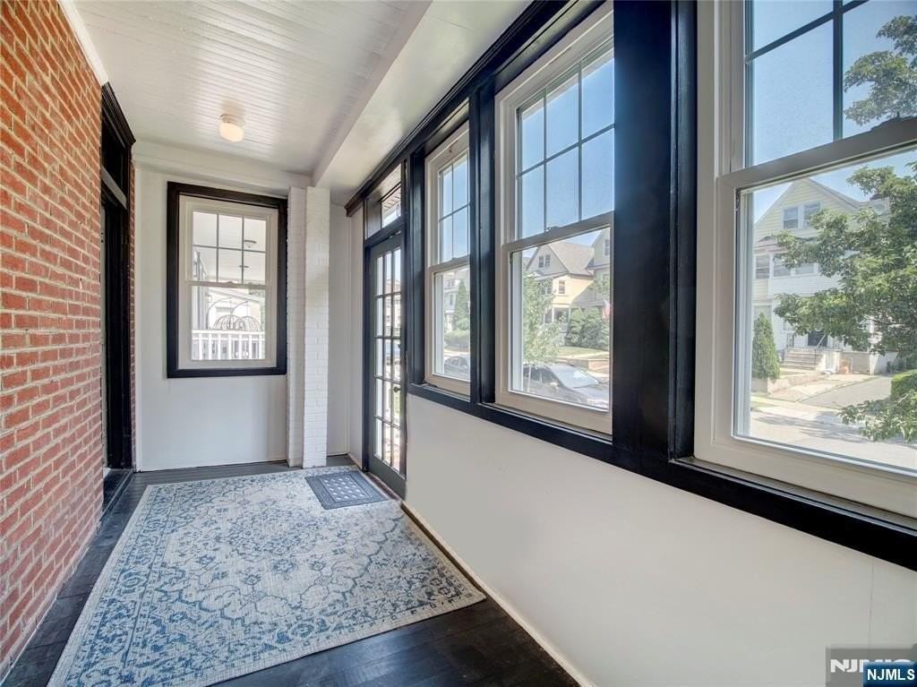 60 Montague Pl #2 - Photo 3 of 28