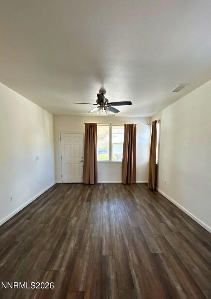 5900 Promontory Dr - Photo 2 of 14