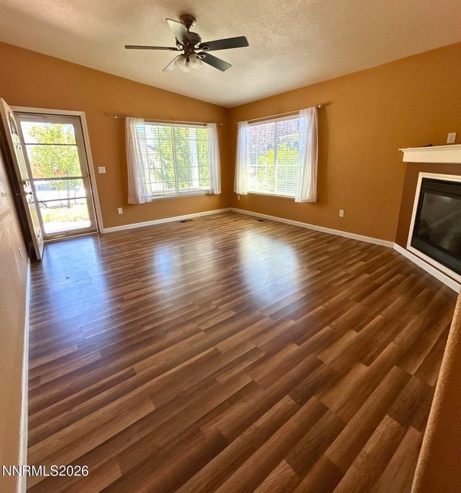 17630 White Tail Ct - Photo 3 of 13