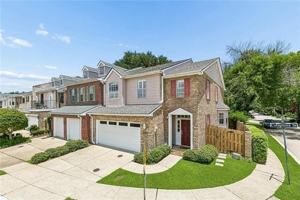 featured image of 1701 Colapissa St