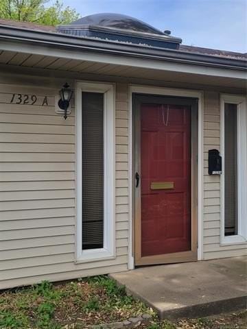1329 E 38th St #A - Photo 2 of 9