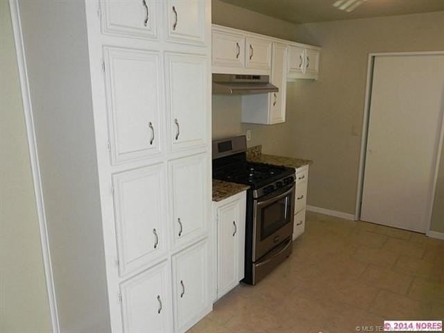 7827 Marilyn Ln - Photo 3 of 16