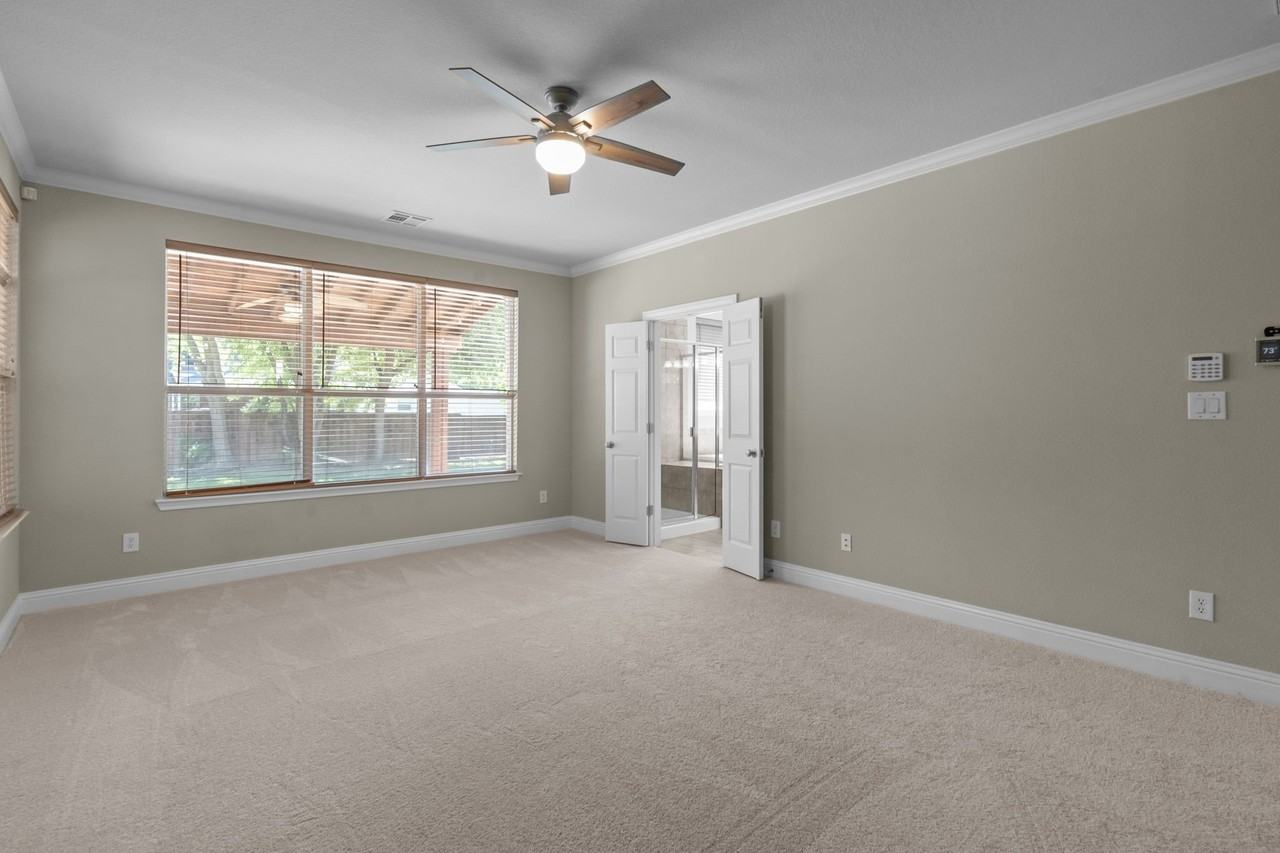 5200 Townsend Dr - Photo 5 of 40