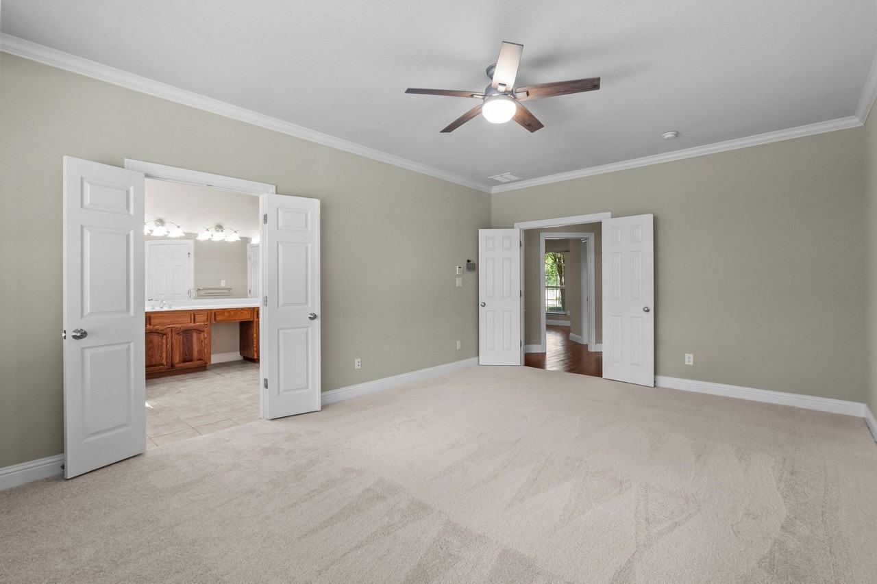5200 Townsend Dr - Photo 6 of 40