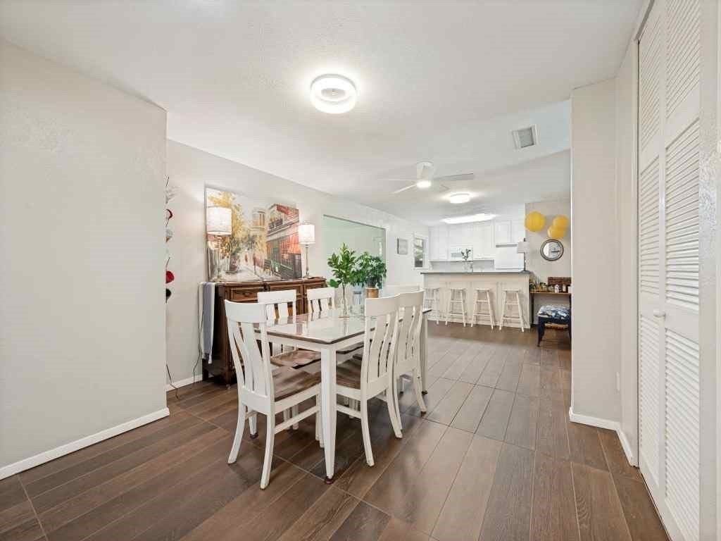 3032 Hollandale Ln - Photo 7 of 23