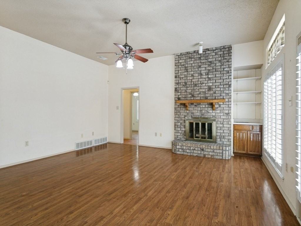 1515 Laguna Vista Way - Photo 3 of 12