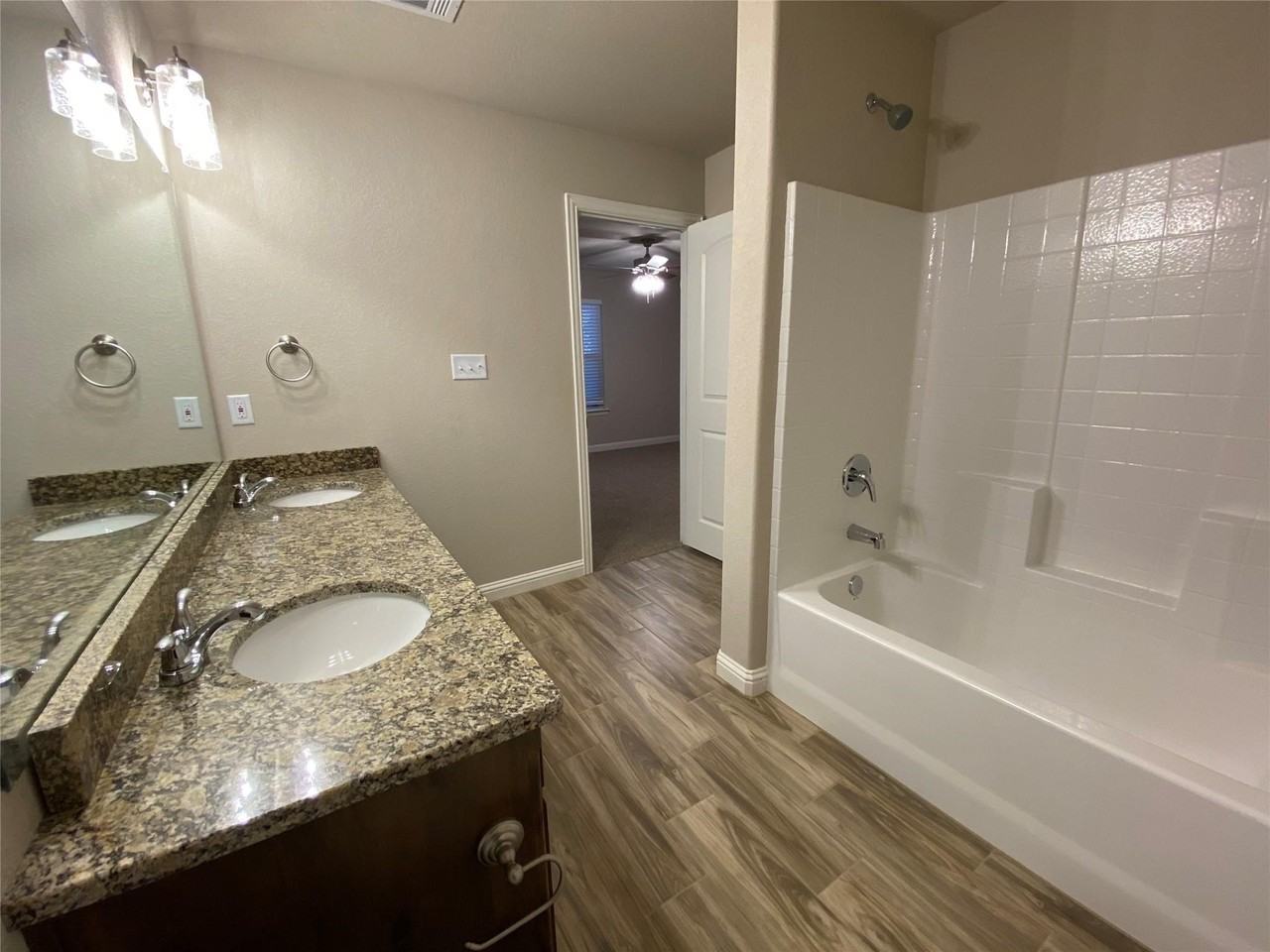 802 Rolling Terrace Cir - Photo 6 of 15