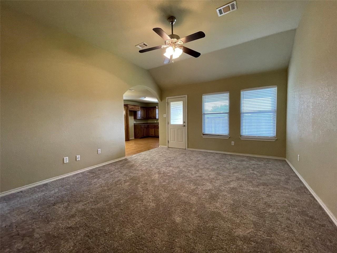 705 Rambling Ct - Photo 2 of 16