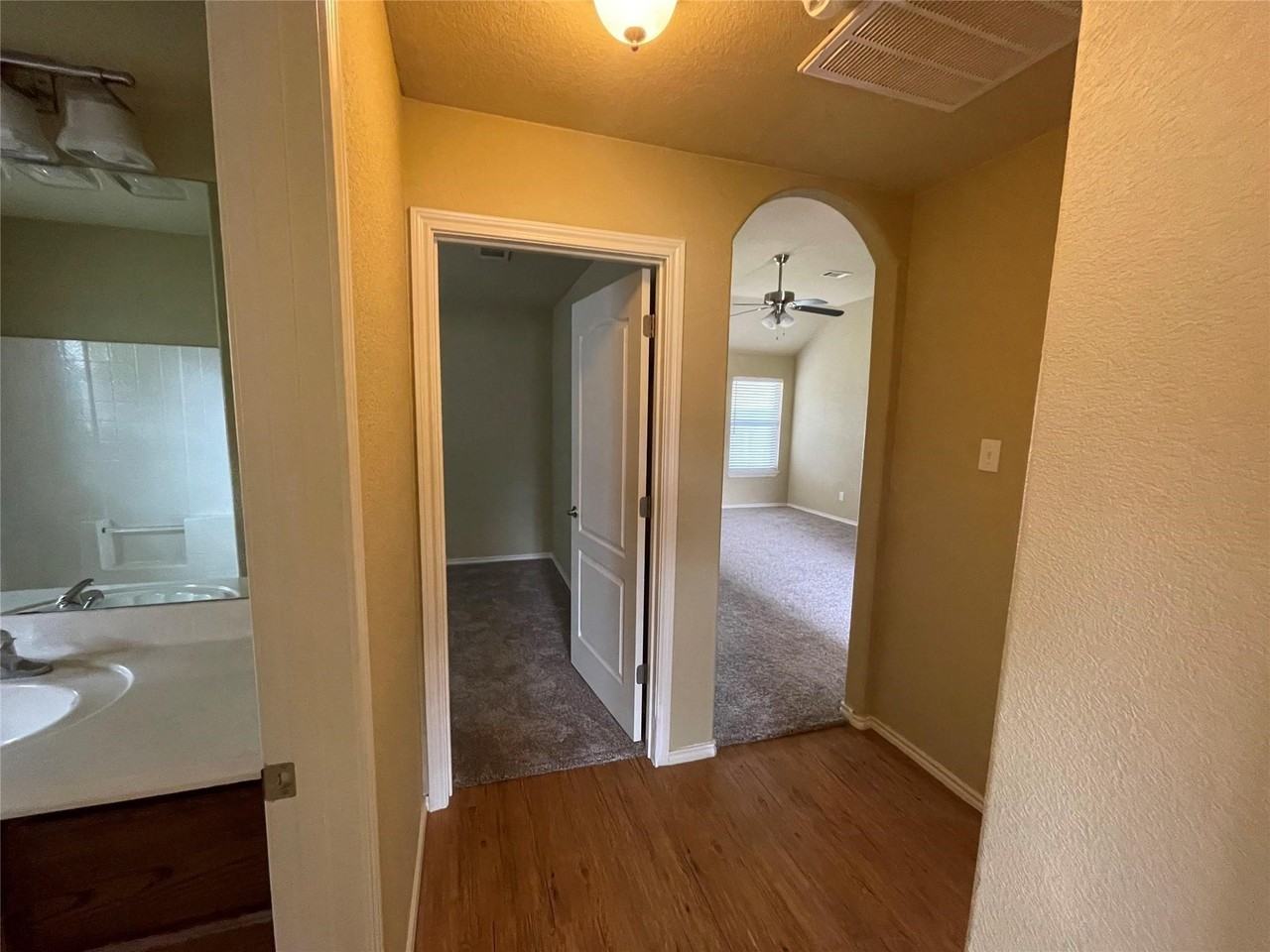 705 Rambling Ct - Photo 5 of 16