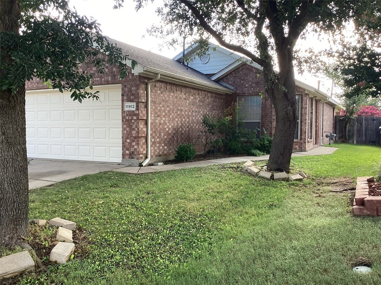 11912 Porcupine Dr - Photo 2 of 14