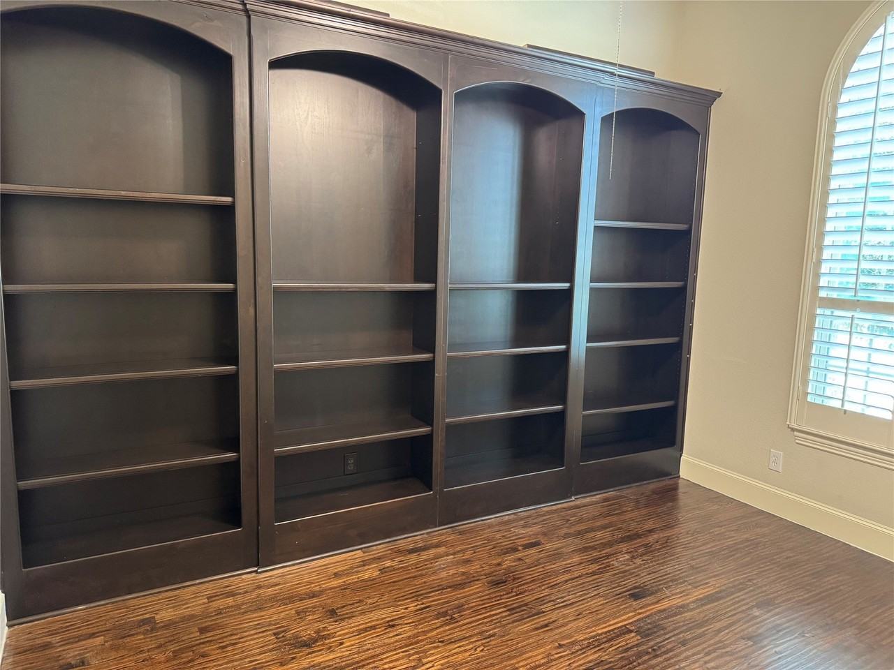 1405 Pitaya Dr - Photo 3 of 32