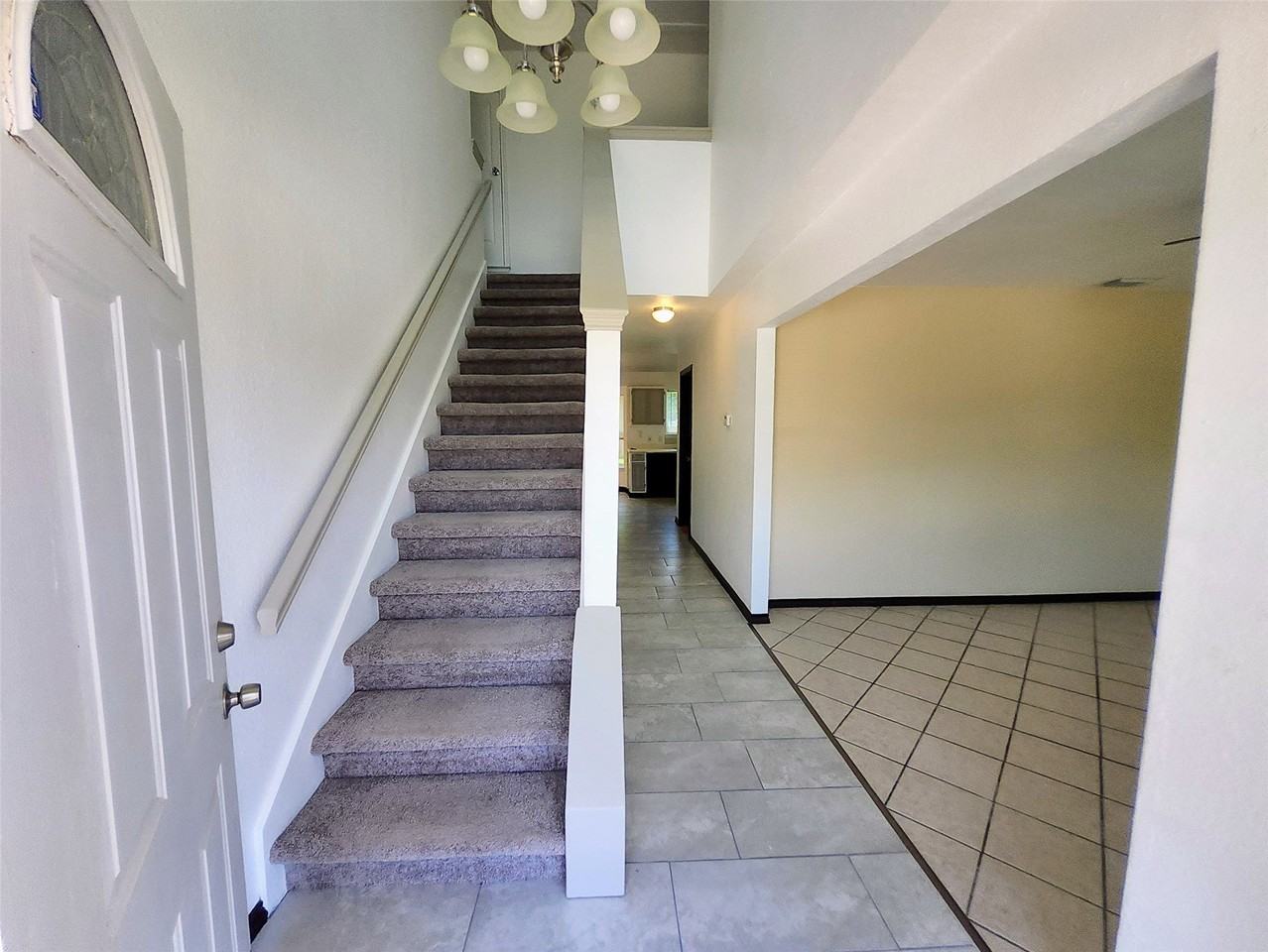 4672 Heatherbrook Ln - Photo 2 of 24