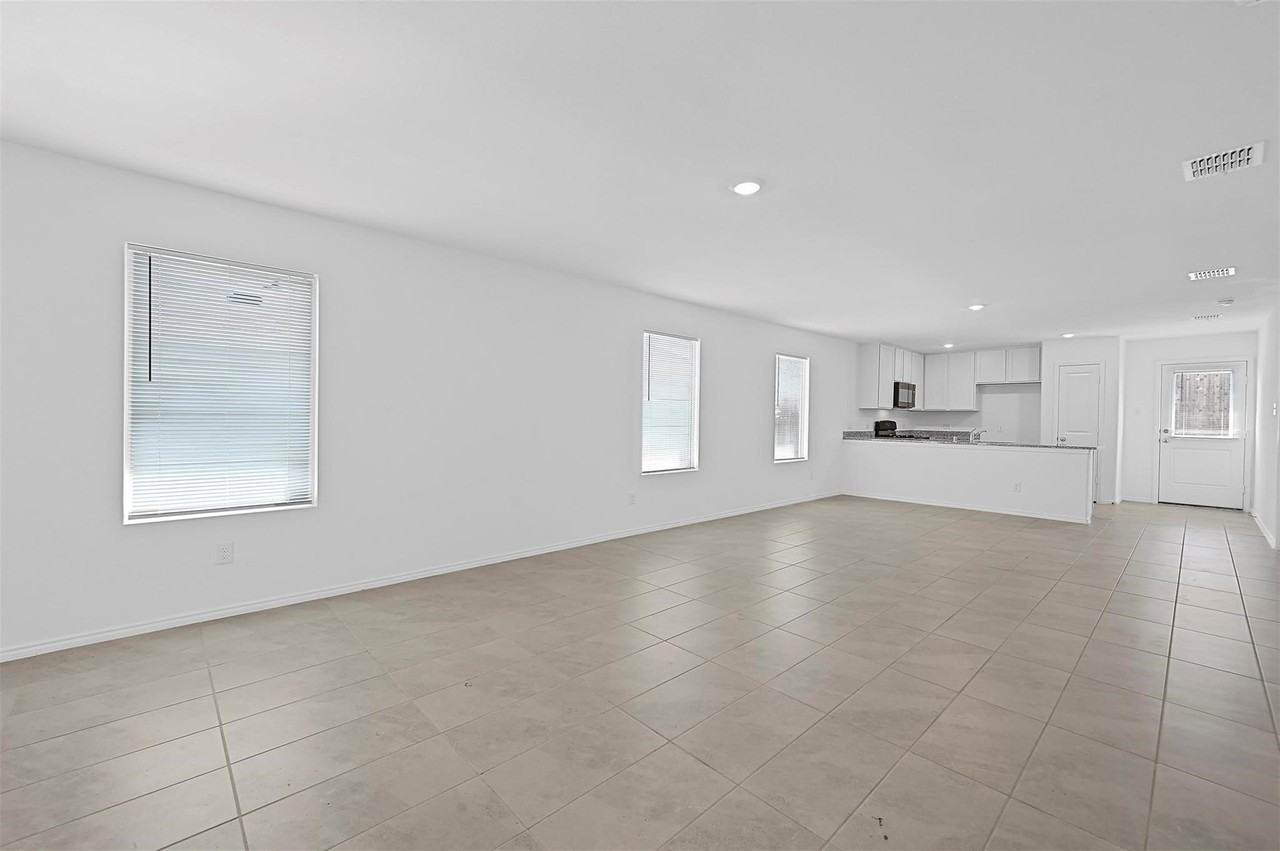 9208 Grackle Pl - Photo 7 of 7
