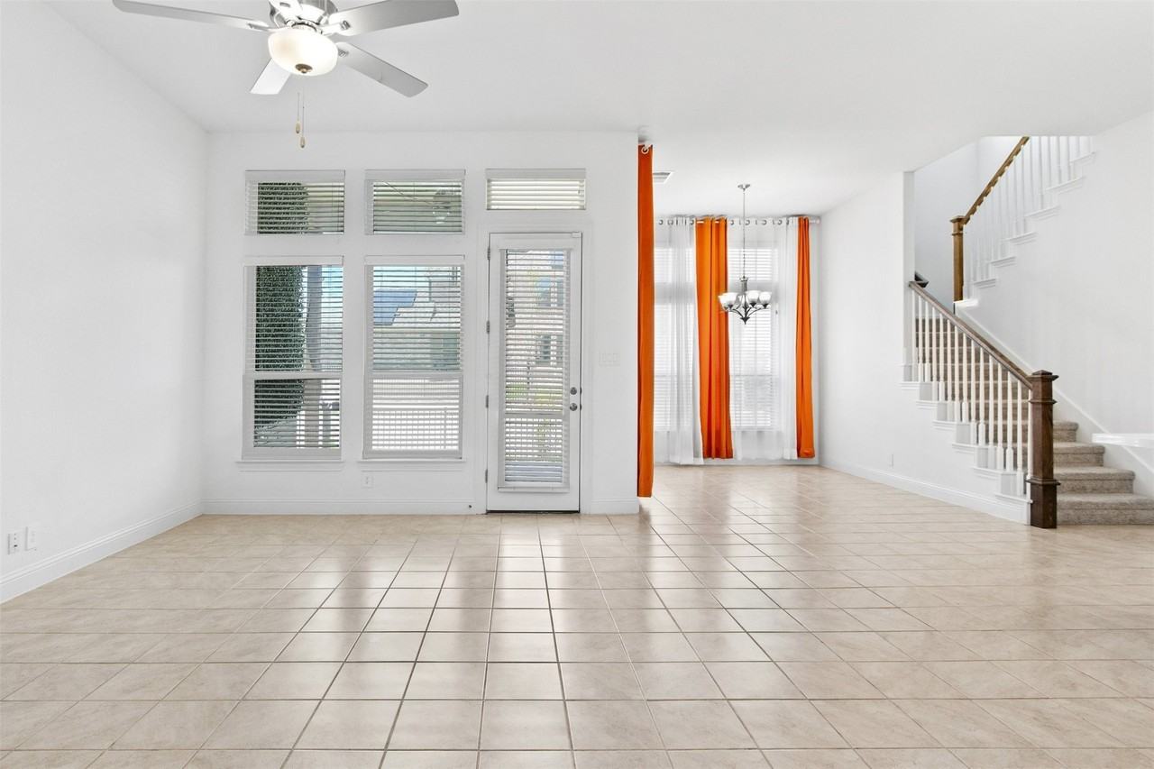 1413 Buckeye Trl - Photo 6 of 40