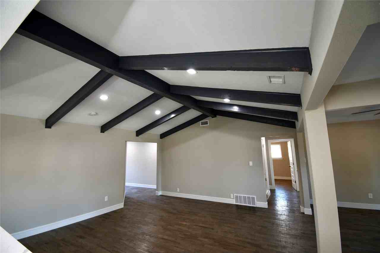 2705 Twinpost Ct - Photo 5 of 29