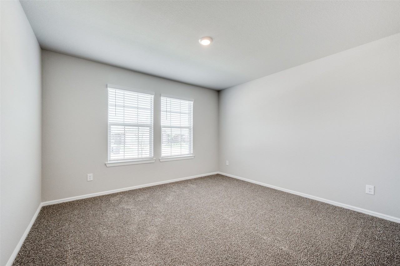 1408 Tierra Blanca Dr - Photo 6 of 12