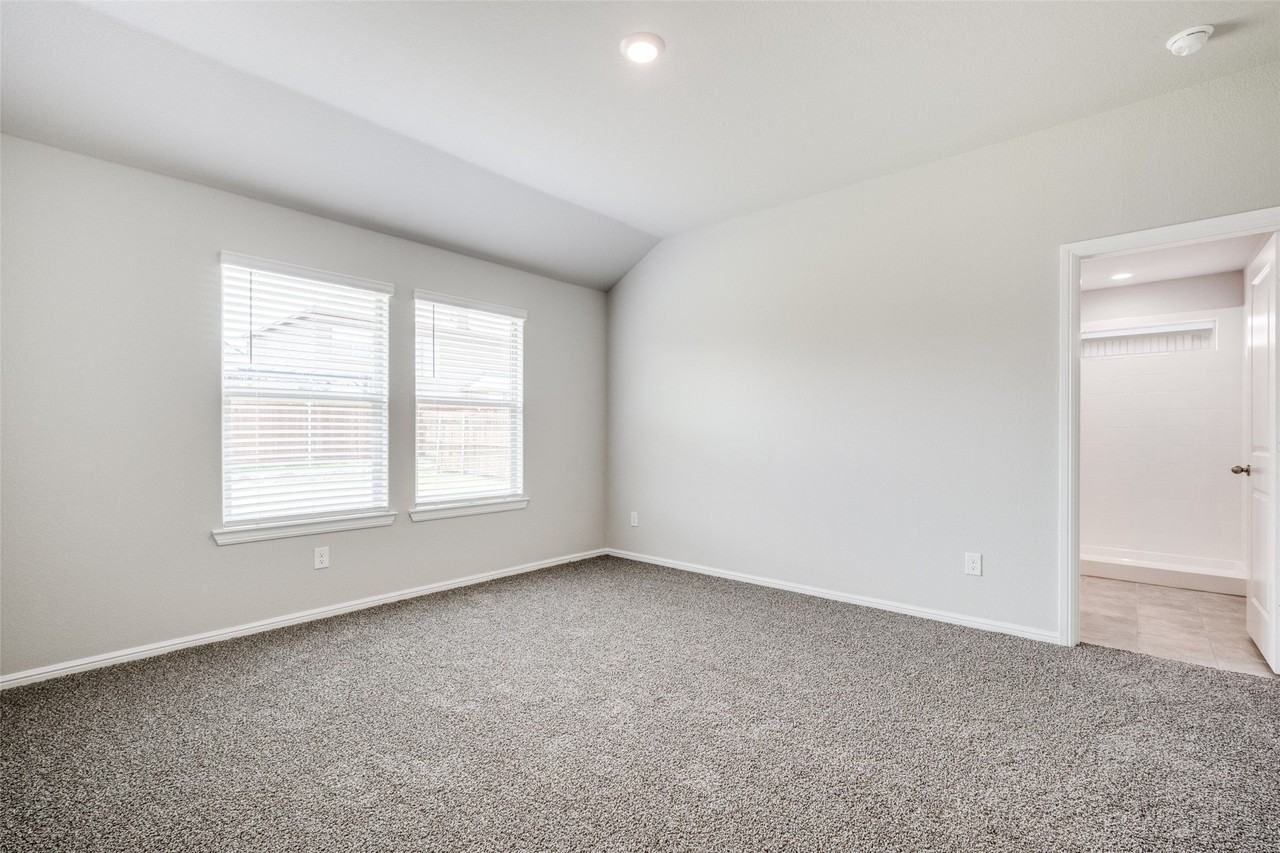 1408 Tierra Blanca Dr - Photo 7 of 12
