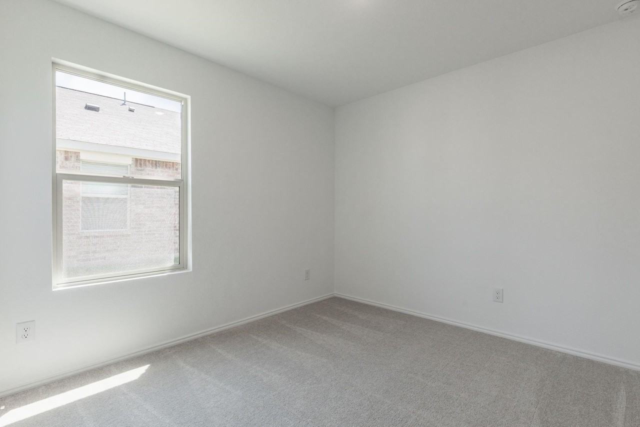 1516 Vattier - Photo 7 of 28