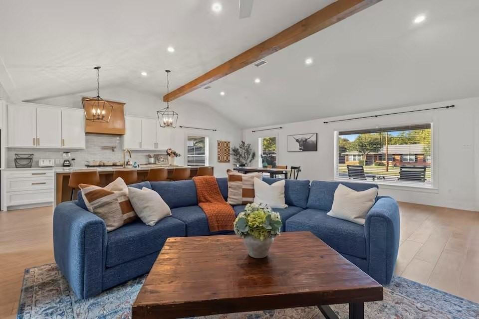 315 Easton Rd - Photo 4 of 25