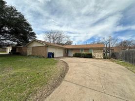 309 Ne Murphy Rd - Photo 1 of 1