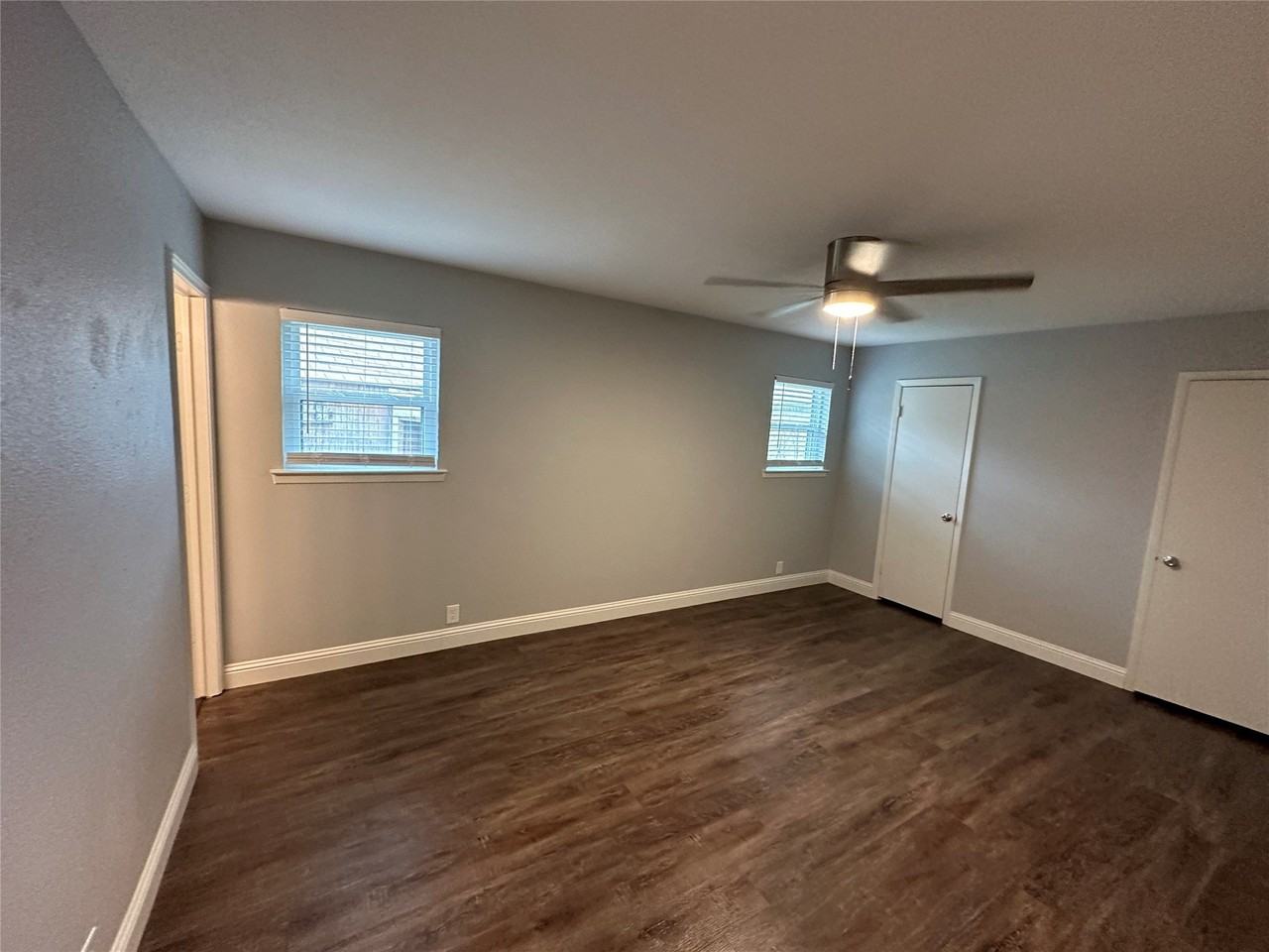 309 Ne Murphy Rd - Photo 4 of 14