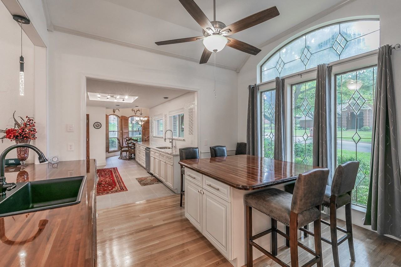 4105 Lexington Pkwy - Photo 6 of 18