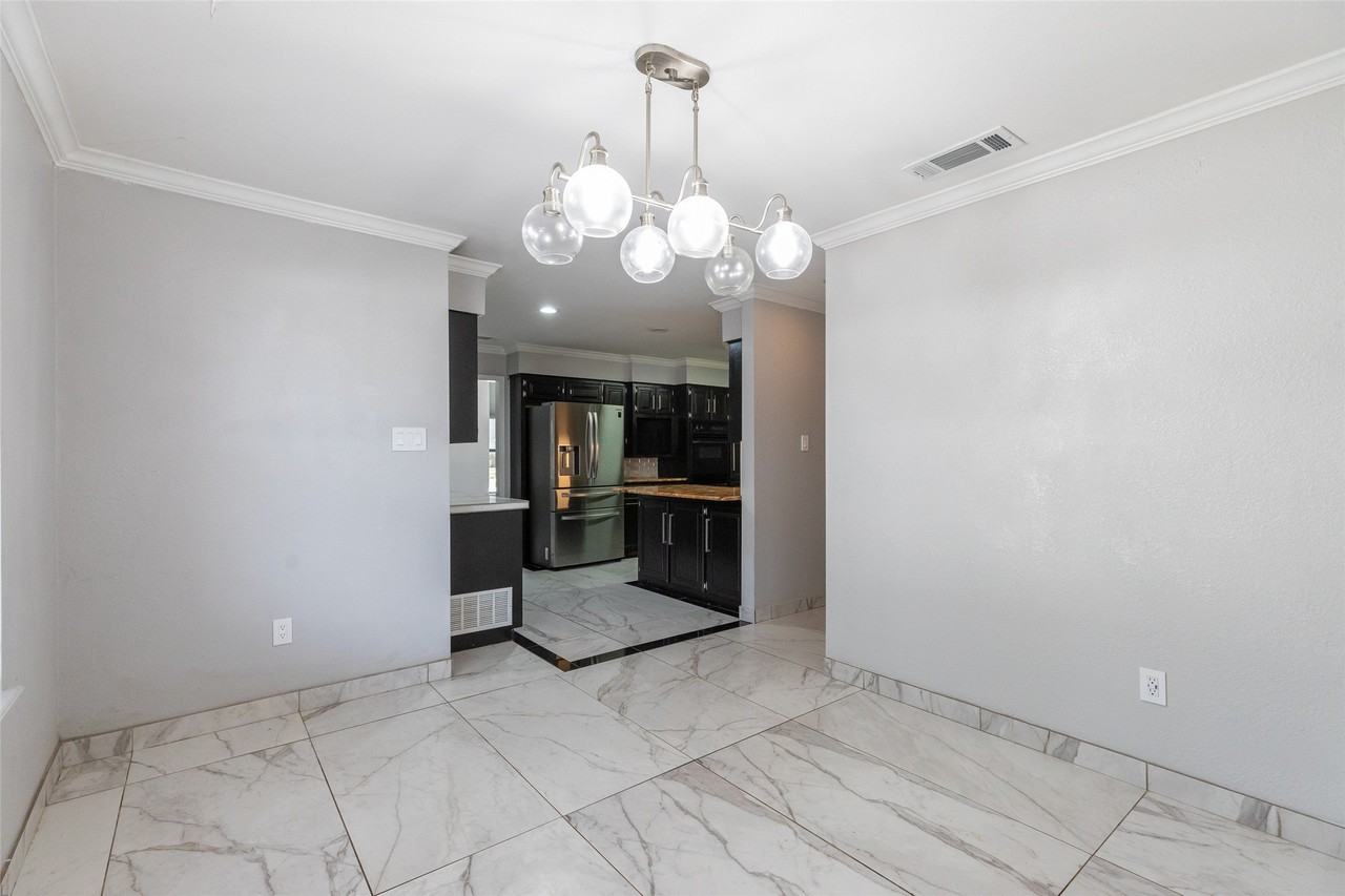 46 Augusta Dr - Photo 5 of 40