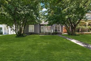 2833 Dyer St - Photo 1 of 1