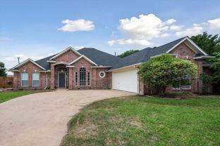 3 Savoy Ct - Photo 1 of 1