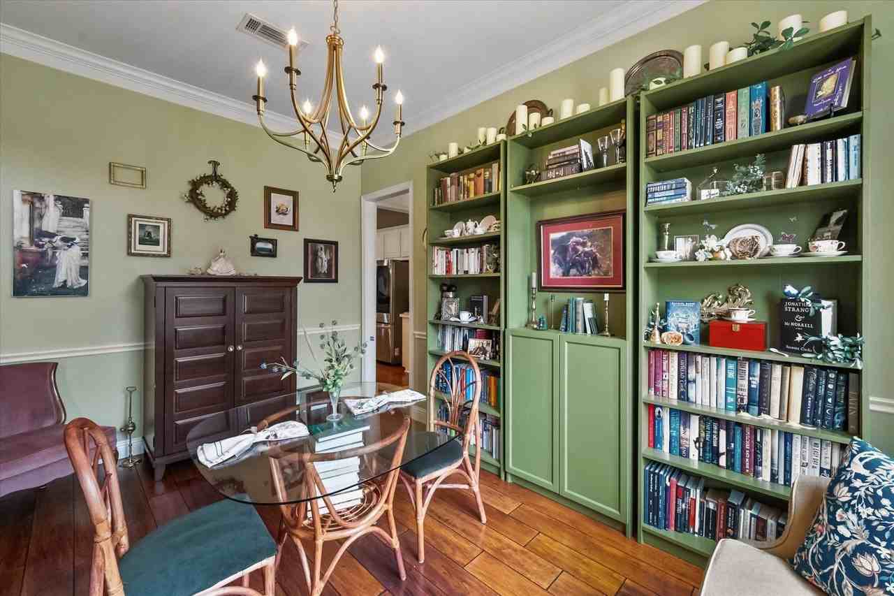 3 Savoy Ct - Photo 6 of 36