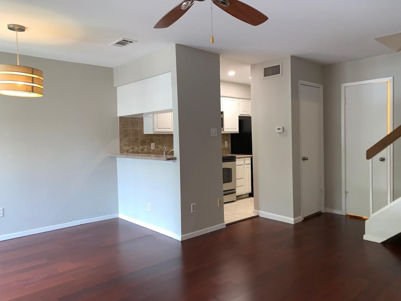 5740 Martel Ave #A12 - Photo 5 of 23