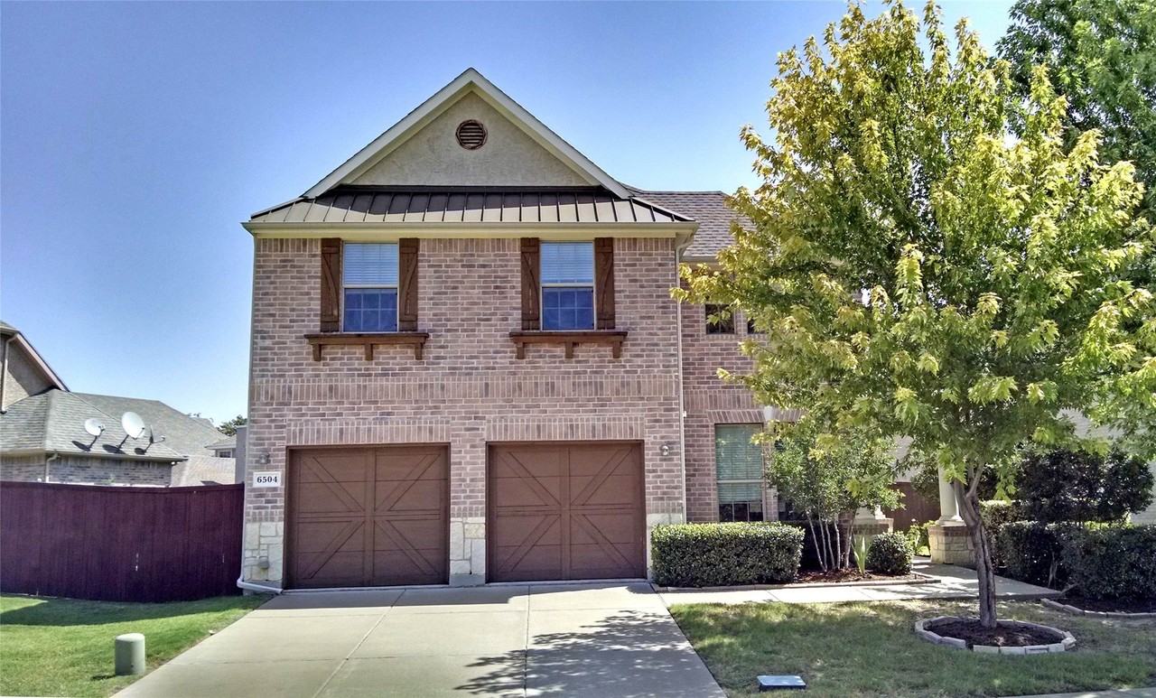 6504 Hickory Hill Dr - Photo 2 of 16