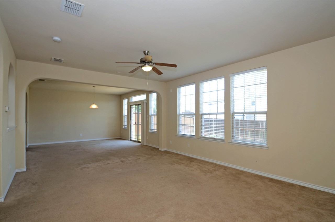 6504 Hickory Hill Dr - Photo 7 of 16