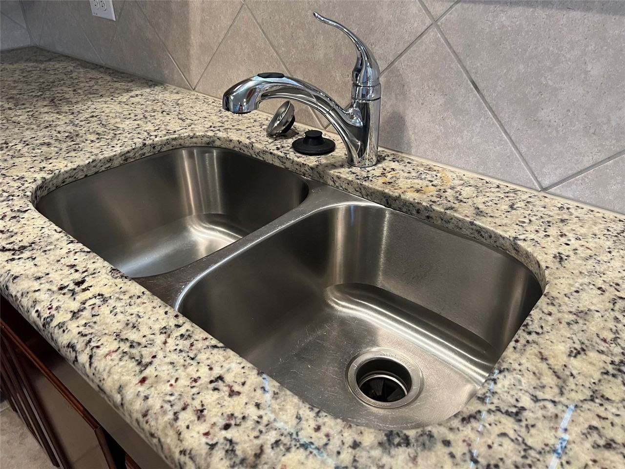 6024 Misty Breeze Dr - Photo 6 of 18