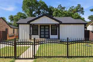 2610 Sharon St - Photo 1 of 1