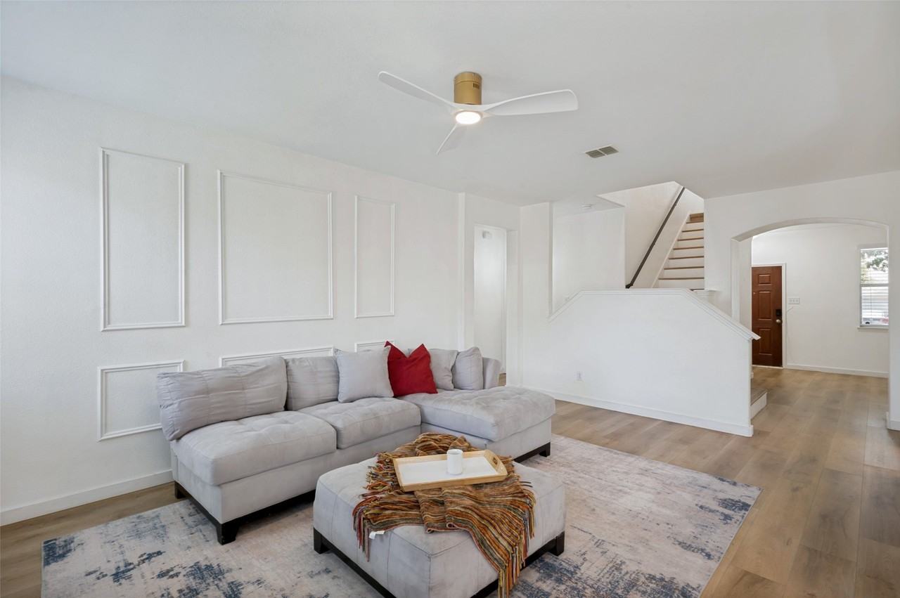 1006 Partridge Dr - Photo 5 of 14