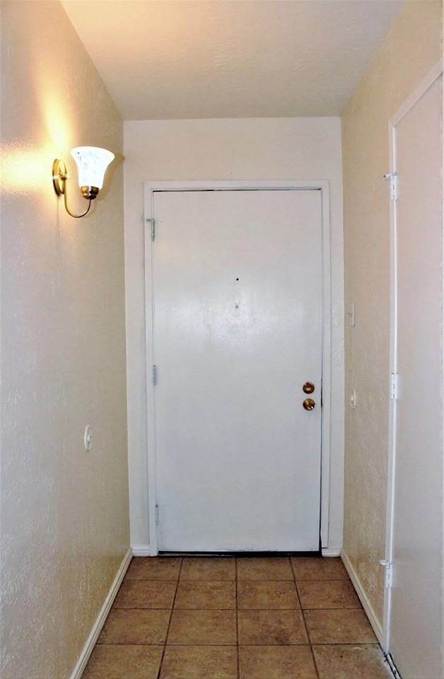 1533 Santa Fe Trl - Photo 2 of 14