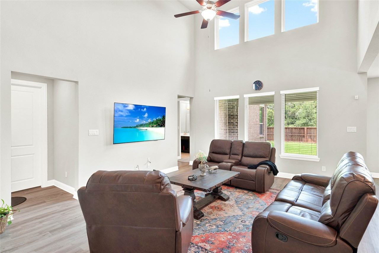 4704 Hammerstein Blvd - Photo 7 of 32