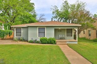 218 College Dr - Photo 1 of 1