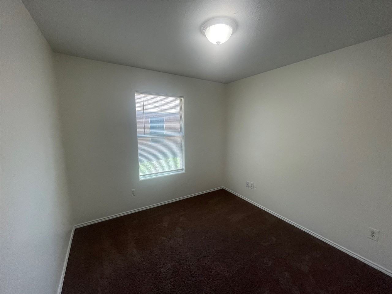 1306 Trent St - Photo 3 of 13