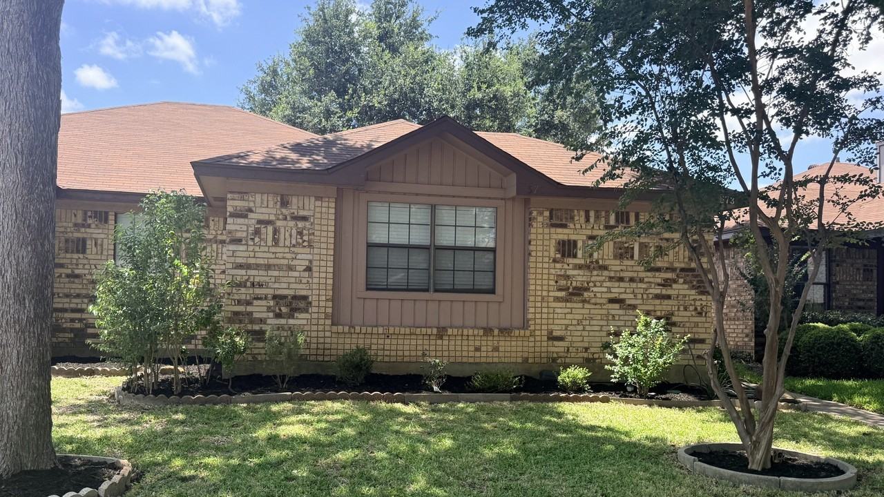 573 Grace Ln - Photo 2 of 15