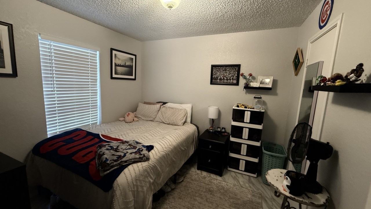 573 Grace Ln - Photo 7 of 15