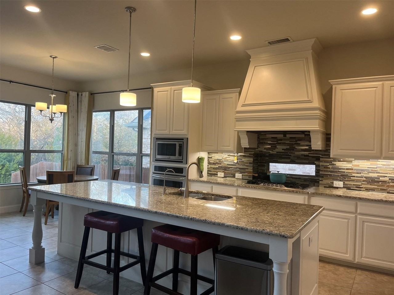 2405 Bigleaf Ct - Photo 5 of 32