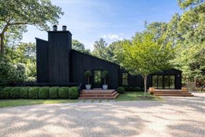 featured image of 49 Longwoods Ln