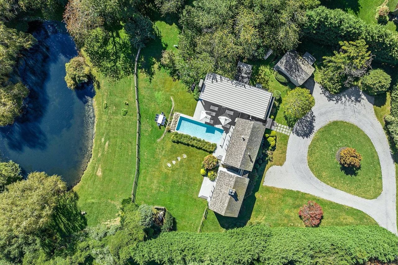 41 Wild Goose Ln - Photo 4 of 29