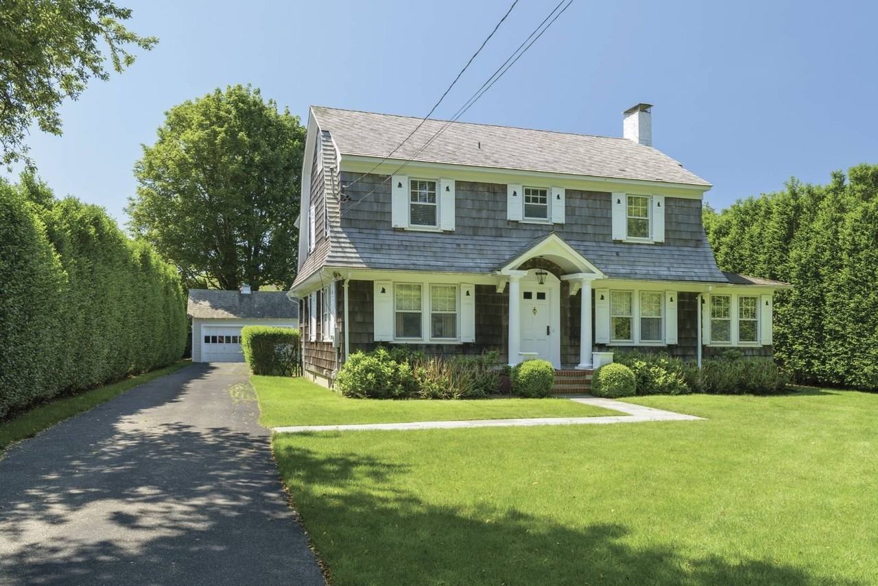 66 Huntting St - Photo 2 of 19