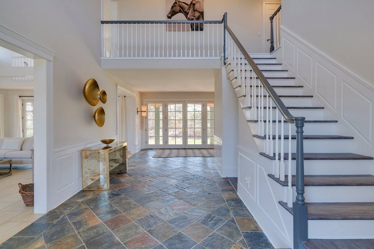 861 Old Sag Harbor Rd - Photo 5 of 26