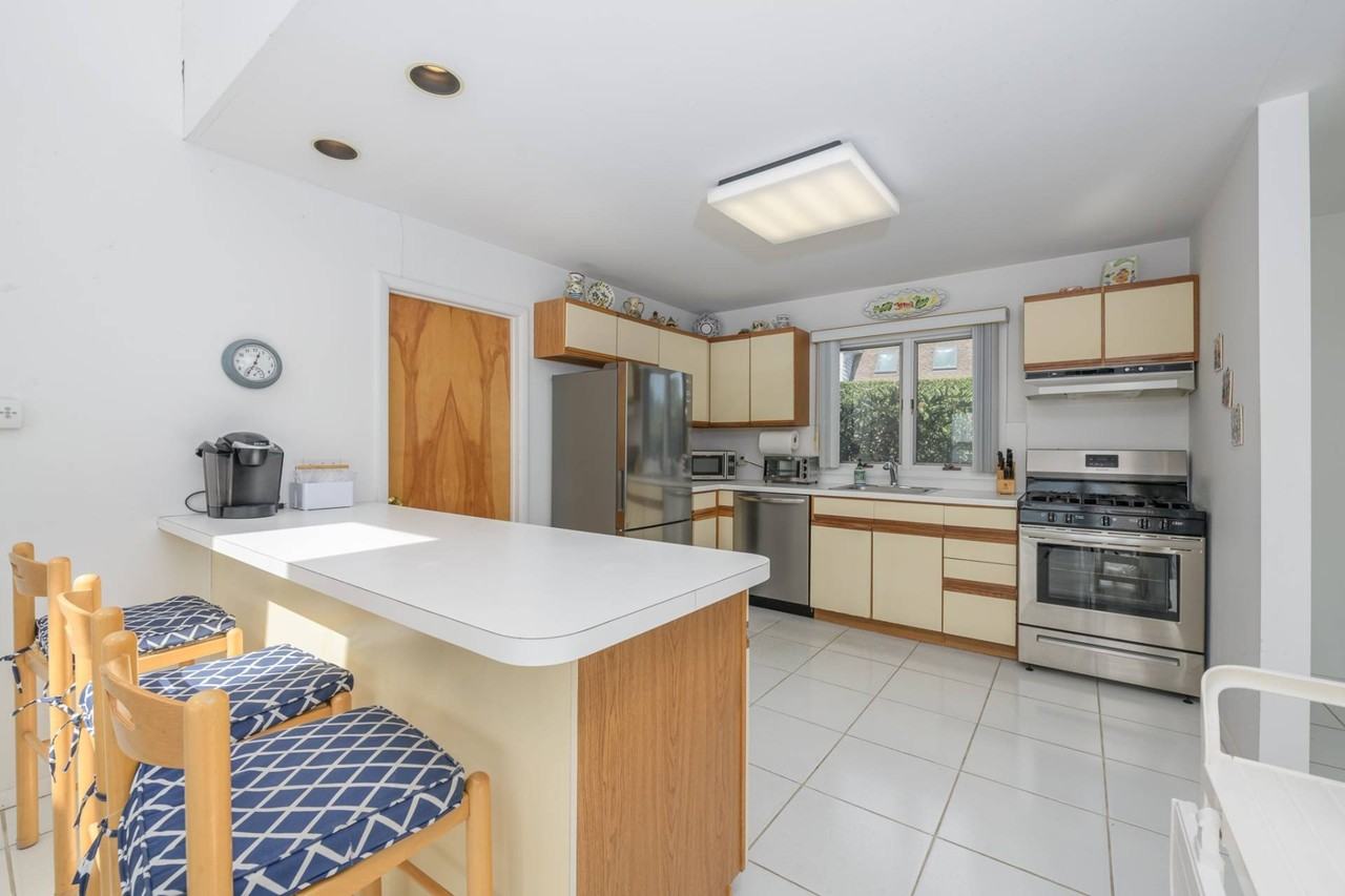 14 Canal Way - Photo 6 of 19