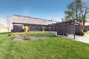 featured image of 12 Bridlerun Ct